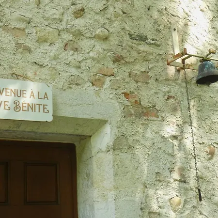 Chartreuse De La Sylve Bénite Karakteristieke Met Grote Capaciteit * Courerie